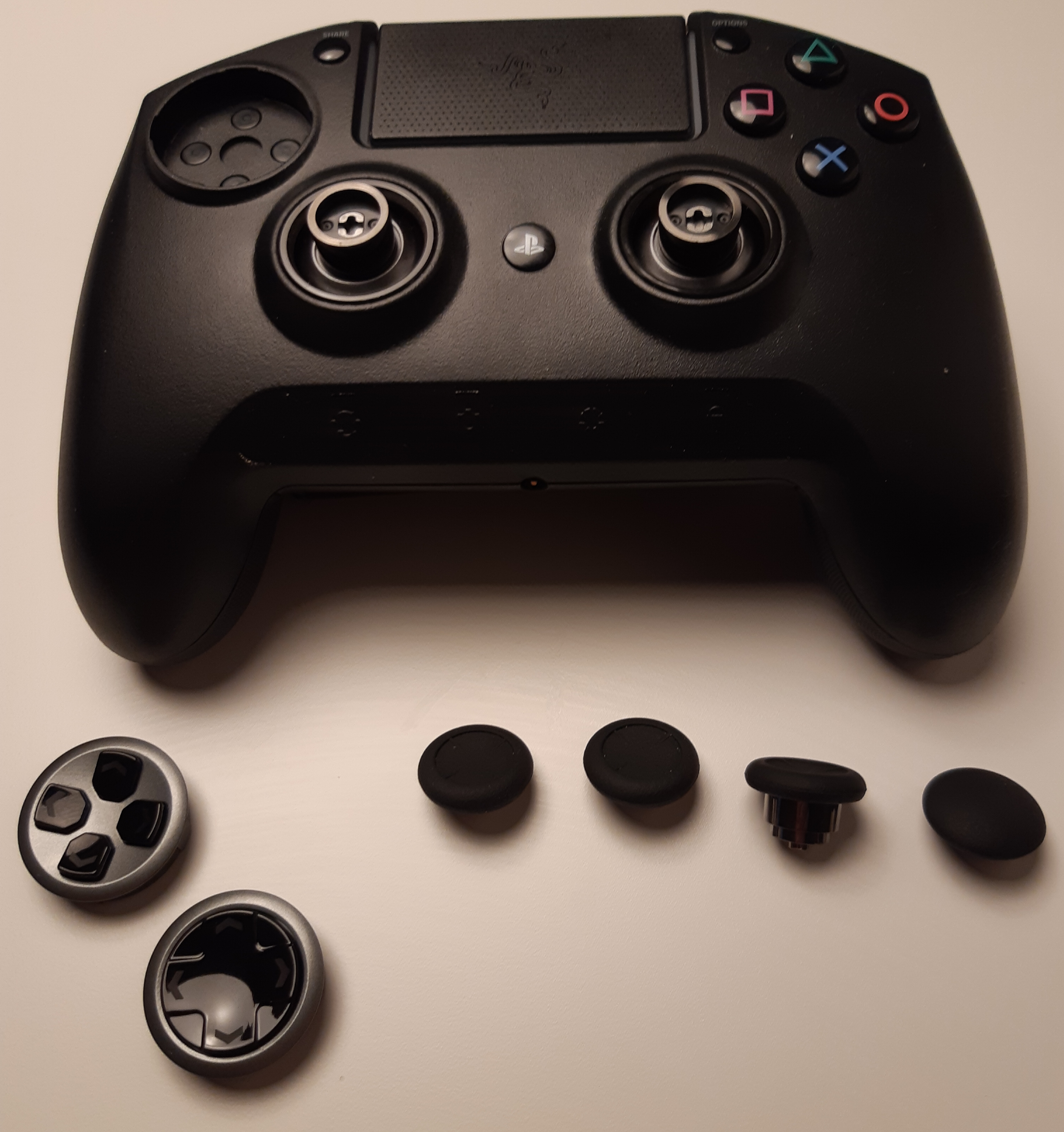 Razer Raiju Ultimate - Vaihtoehtoisia palikoita