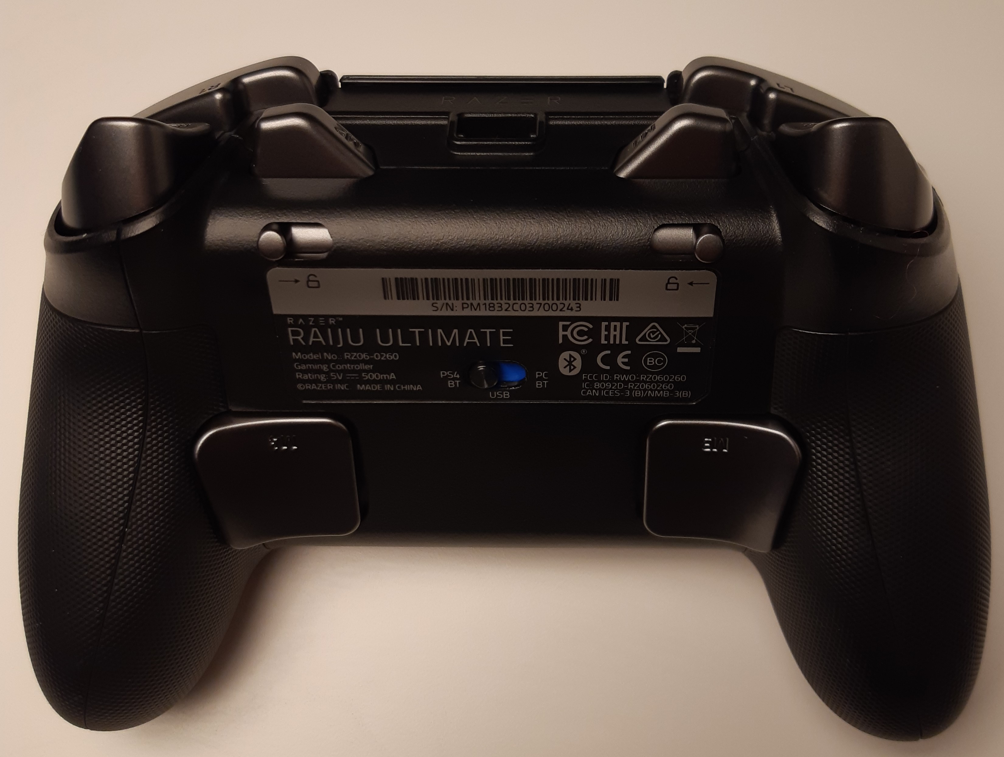 Razer Raiju Ultimate - Ylimääräiset painikkeet