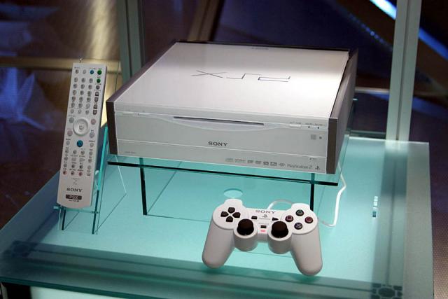PSX:n ominaisuuksia karsitaan