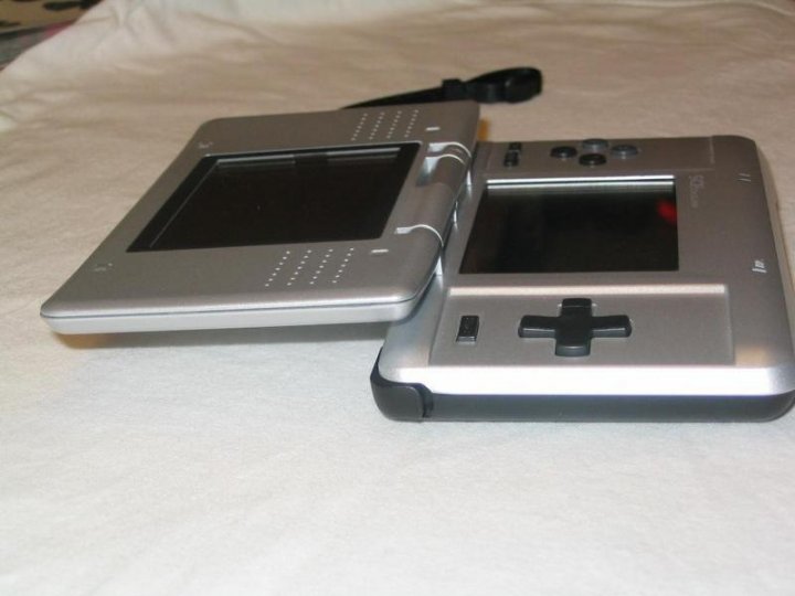 Nintendo DS ensitestissä