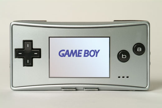 E3 2005: Uusi, minikokoinen Game Boy Micro