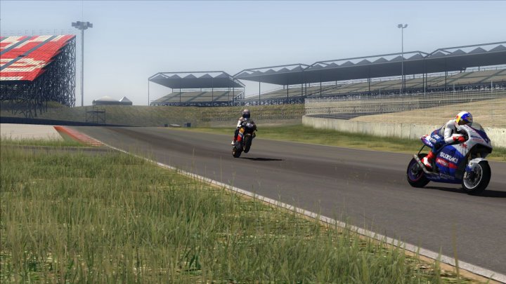 X05: MotoGP kaasuttelee Xbox 360:lle