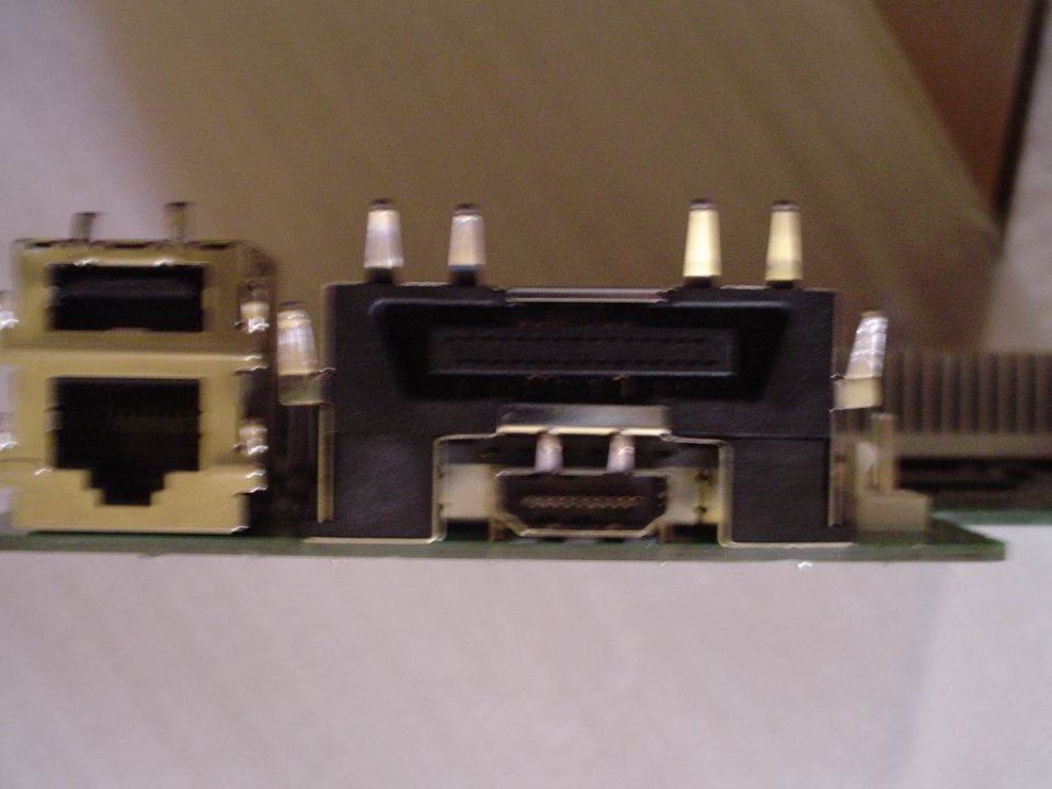 HDMI-liitin sittenkin Xbox 360:an?