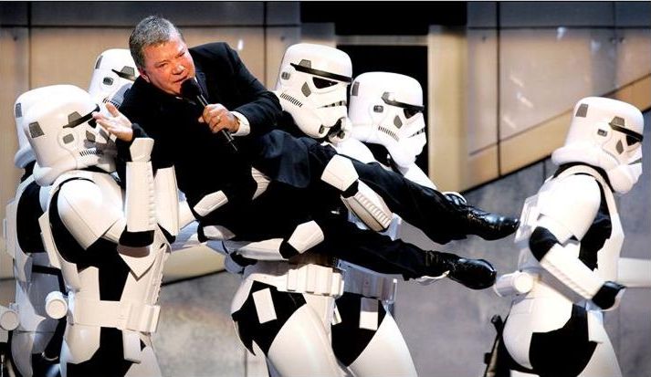 Shatner palaa Kirkin rooliin Star Trek: Legacyssa