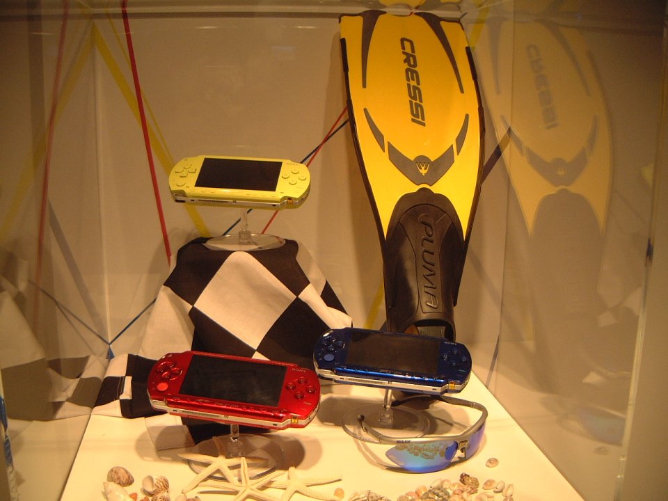 TGS06: PSP uusissa väreissä