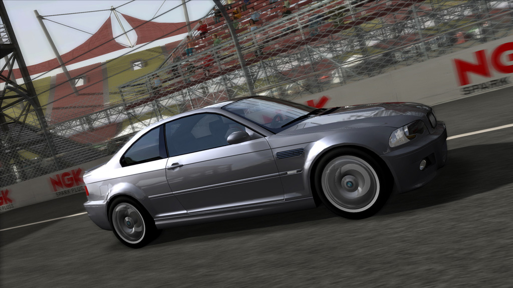 Forza 2 pelistä autoiluyhteisöksi