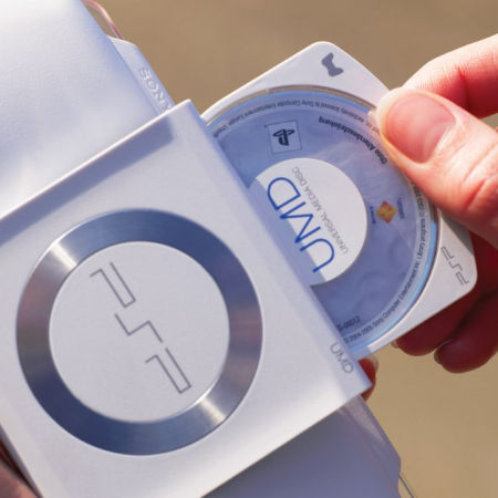 Sony: UMD:llä valoisa tulevaisuus