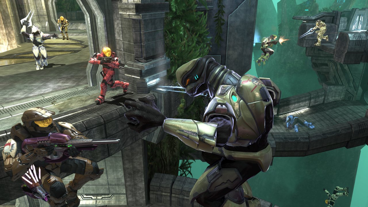 Halo 3 yömyyntitapahtumassa Nightwishin kanssa
