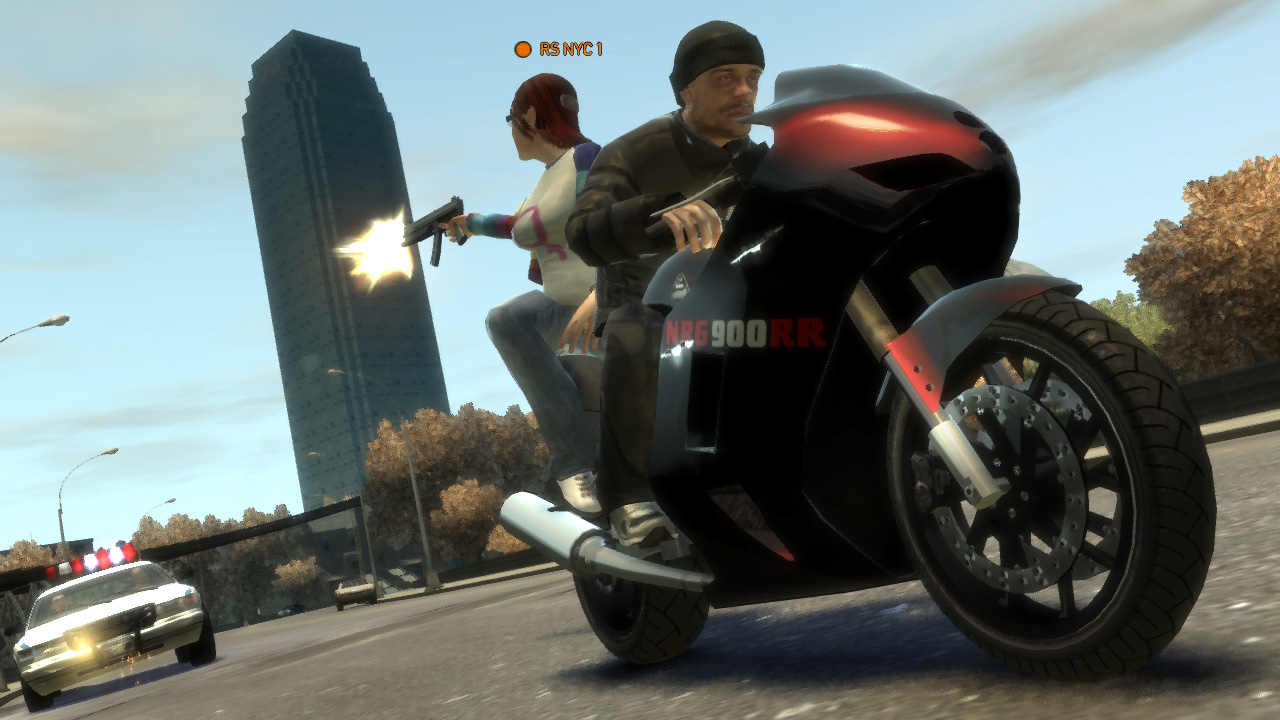 GTA IV ja PS3 samaan pakettiin?