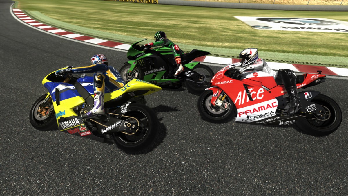 MotoGP 08 keulii kaikille kotikonsoleille