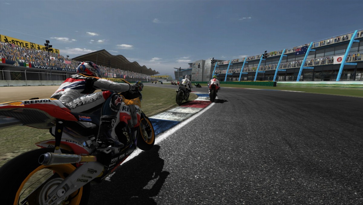 MotoGP 08 keulii kaikille kotikonsoleille