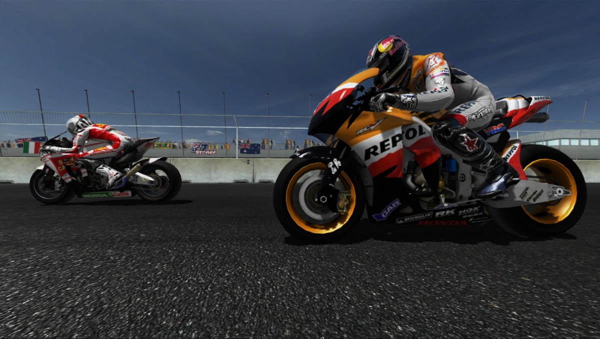 MotoGP 08 keulii kaikille kotikonsoleille