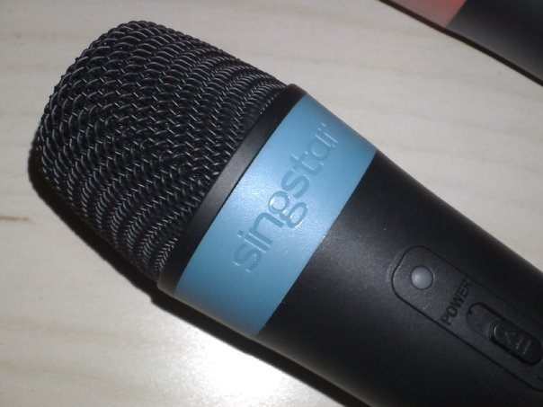 SingStarin langattomat mikrofonit jo testikierroksella