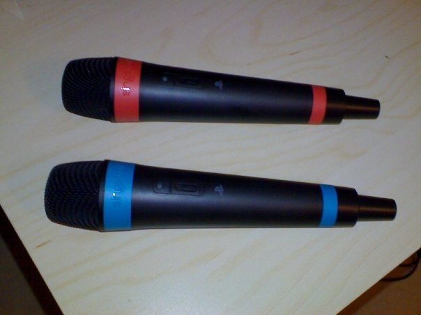 SingStarin langattomat mikrofonit jo testikierroksella