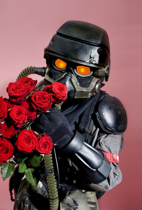 Helghast-soturi romanttisissa kuvissa