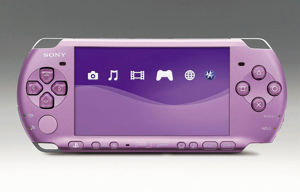 Hannah Montana ja violetti PSP