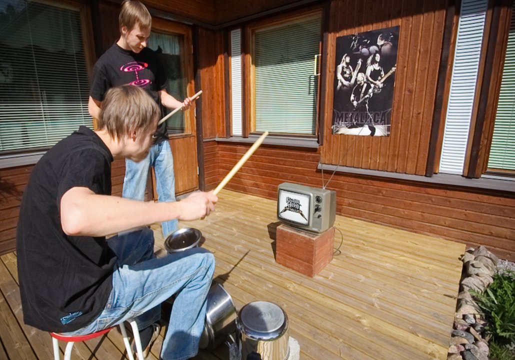 Guitar Hero: Metallica -kilpailu ratkennut - katso voittaneet kuvat!