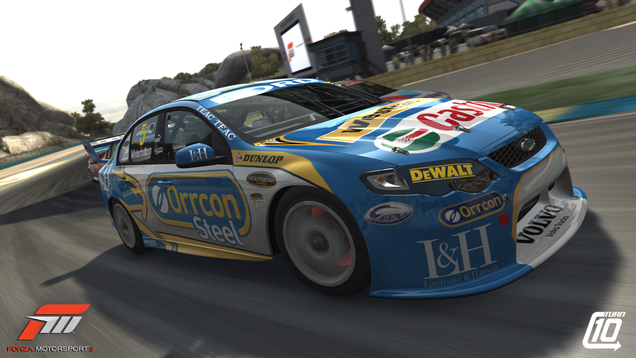 Kuvissa Forza 3:n V8 Supercar -kaarat