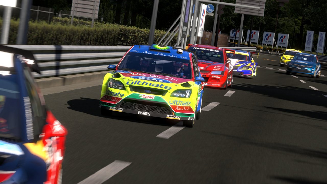 Mikko Hirvosen Ford ottaa vahinkoa uusissa GT5-kuvissa