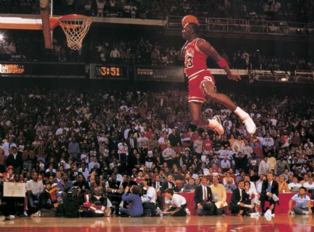 Huhu: Michael Jordan NBA 2K11:n kanteen
