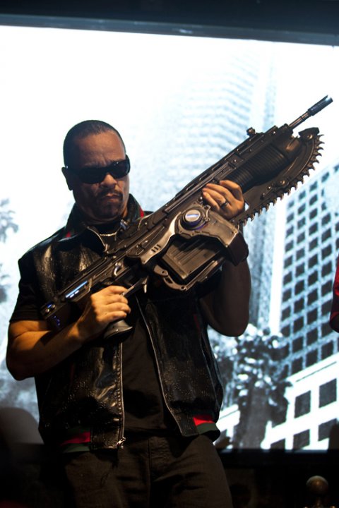 Räppärit valtaavat Gears of War 3 -roolit
