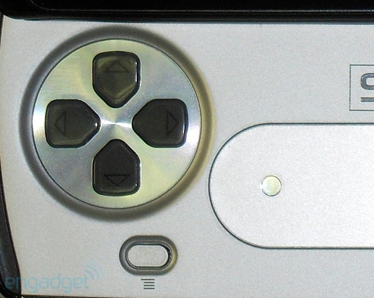 Kuvia PlayStation-puhelimen prototyypistä