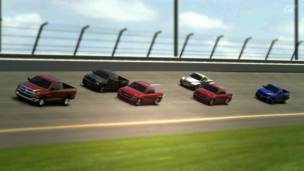 Luukku 15: Forza 3 vs. Gran Turismo 5