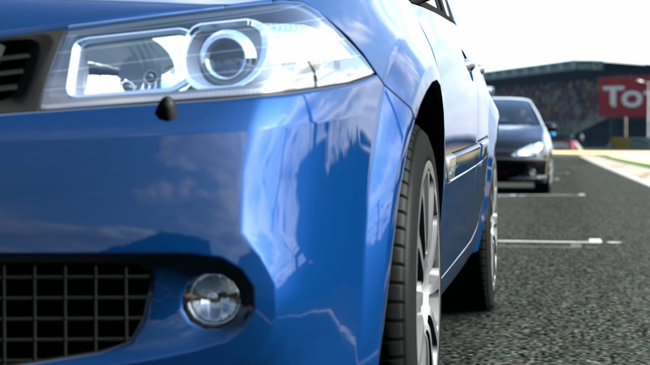 Luukku 15: Forza 3 vs. Gran Turismo 5