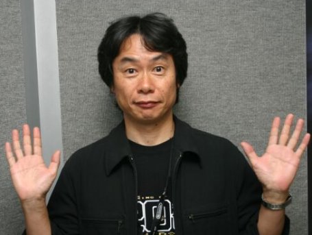 Miyamoto puhuu 3DS:stä ja liikkeentunnistuksesta