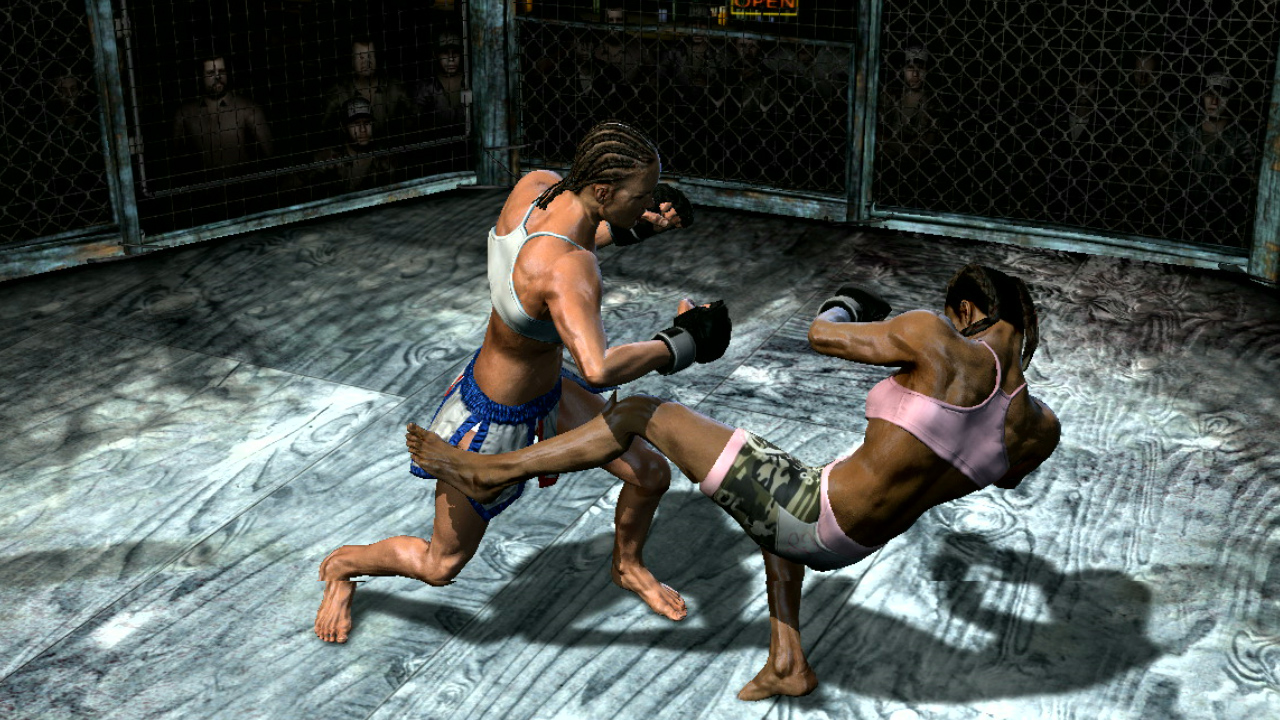 Naisia mukana Supremacy MMA:ssa
