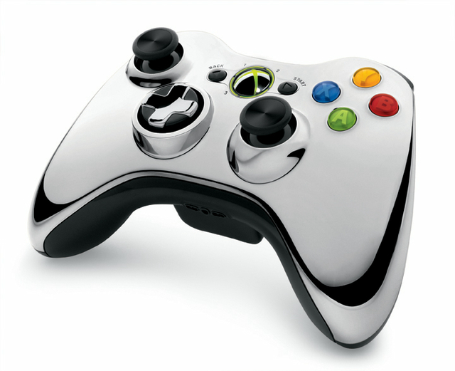 Japanilaisten Xboxeille kromiohjaimia