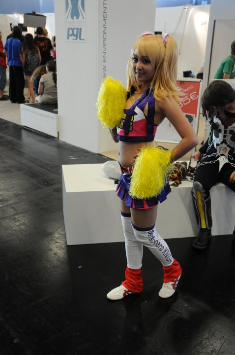 Gamescom: Viikonlopun cosplay-somistukset