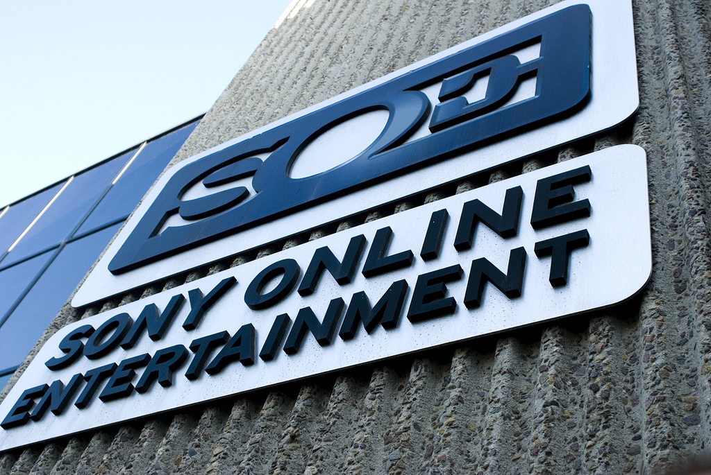 Sony Online Entertainment vaihtoi omistajaa ja tähyää monialustapelejä