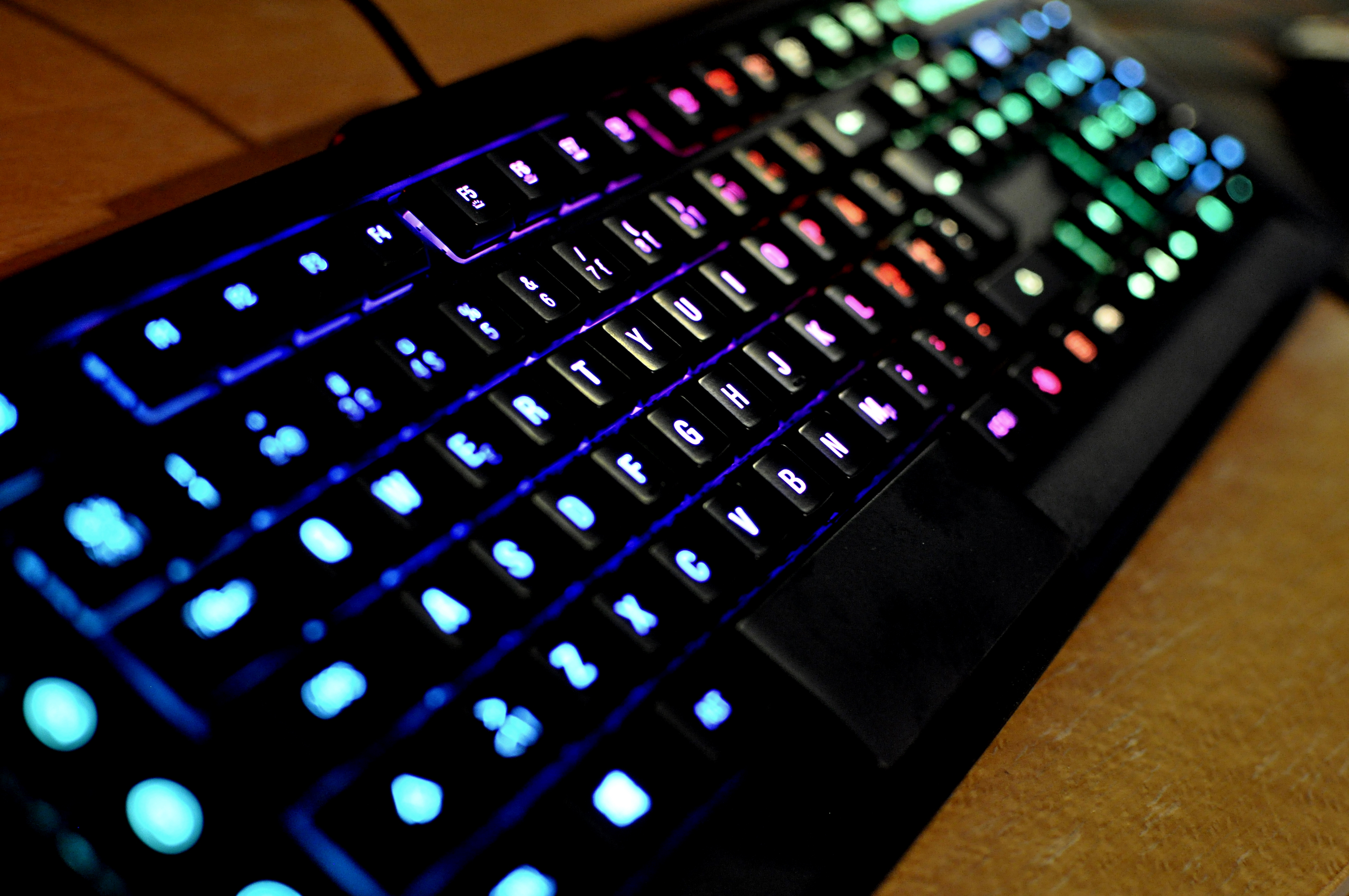 Steelseries M800