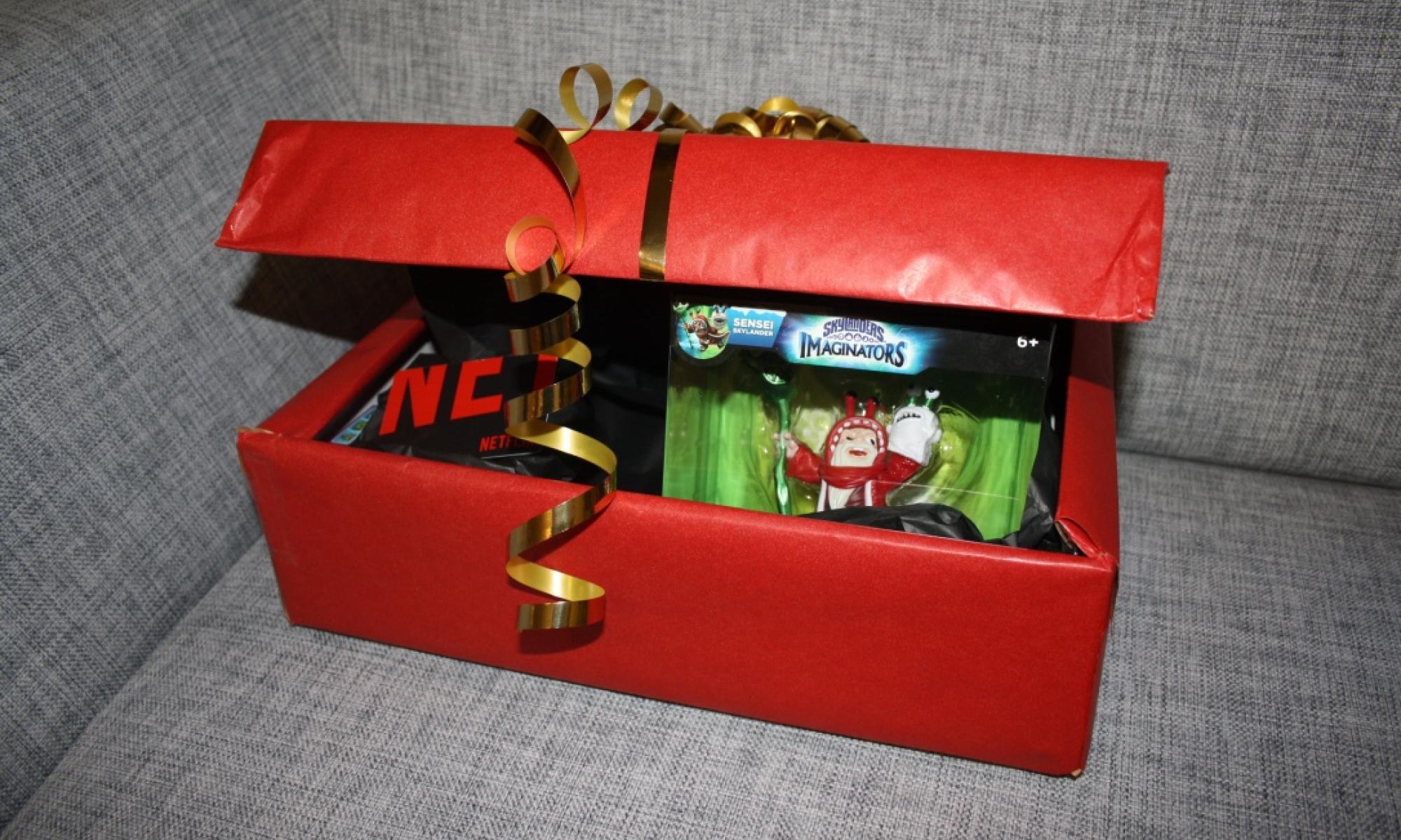 Skylanders JingleBell + Netflix.jpg