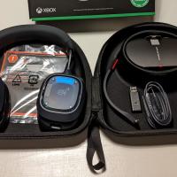 Logitech Astro A30: Kansi