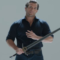 henry cavill sword.png