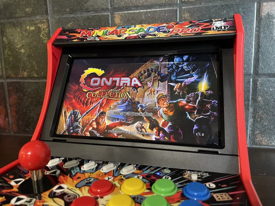 Mini Arcade Pro ja Contra