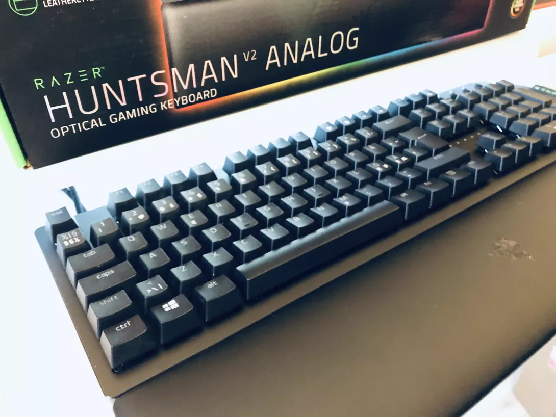 huntsman analog.jpg
